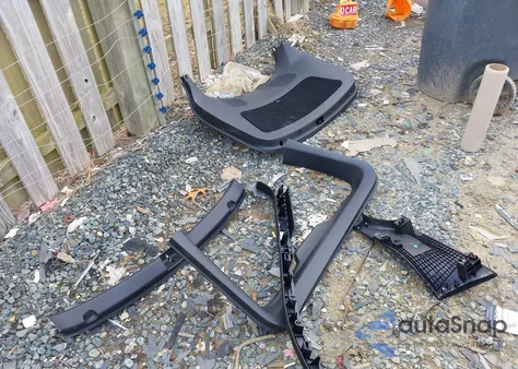 2023 Tesla Model Y Awd/Long Range Dual Motor All-Wheel Drive из США, поврежденный, VIN 7SAYGDEE2PA192866